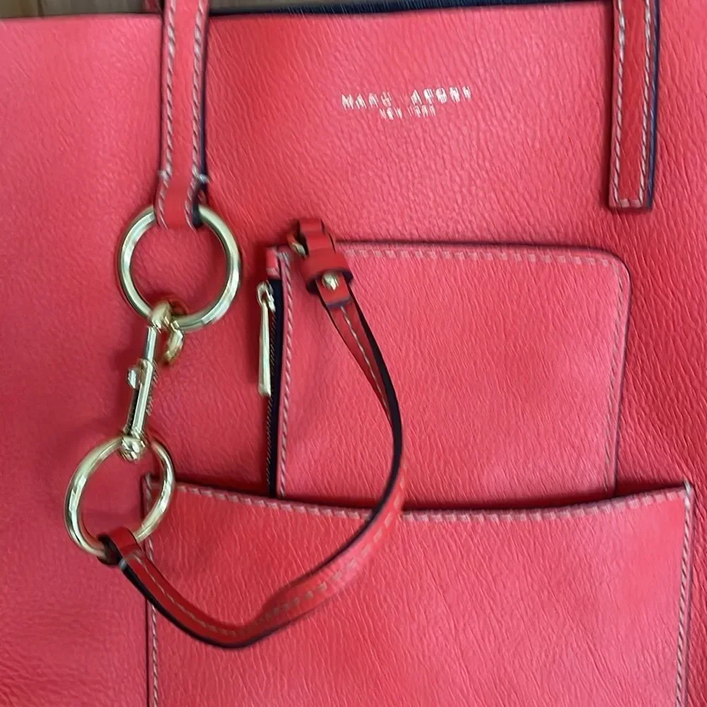 Marc Jacobs The Bold Grind East/West burnt orange leather pocket tote bag